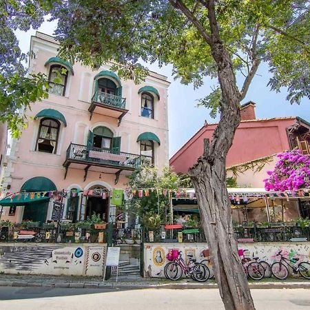 Bueyuekada Anastasia Meziki History Mansion Адалар Екстер'єр фото